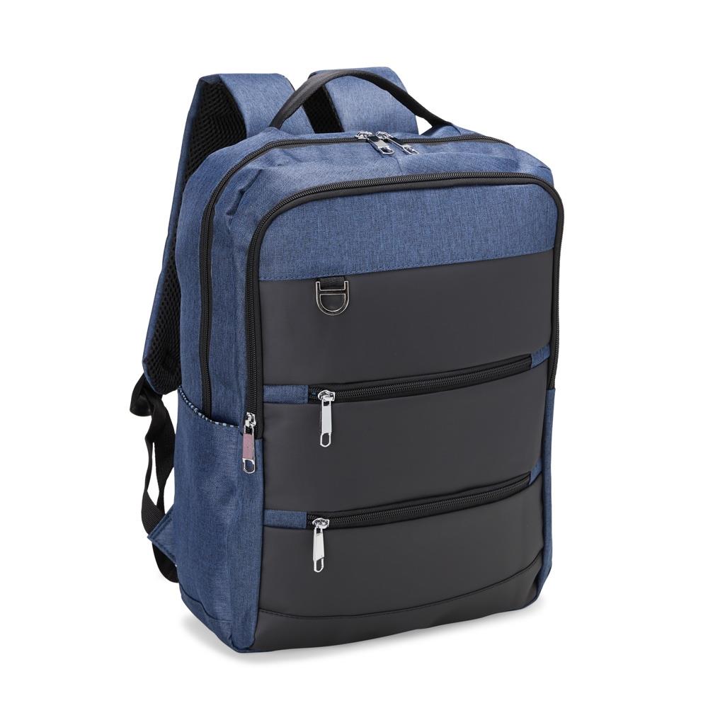 Mochila de Nylon para Notebook 1351 | para notebook 15,6. Com divisórias internas para acessórios, a mochila possui bolso lateral, suporte externo USB e alça para engate em malas de viagem.